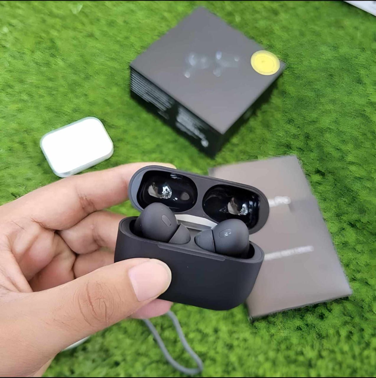 Apple AirPods Pro (2nd Generation)